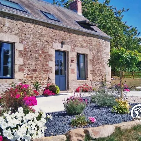 La Petite Vallee Saint-Calais-du-Desert